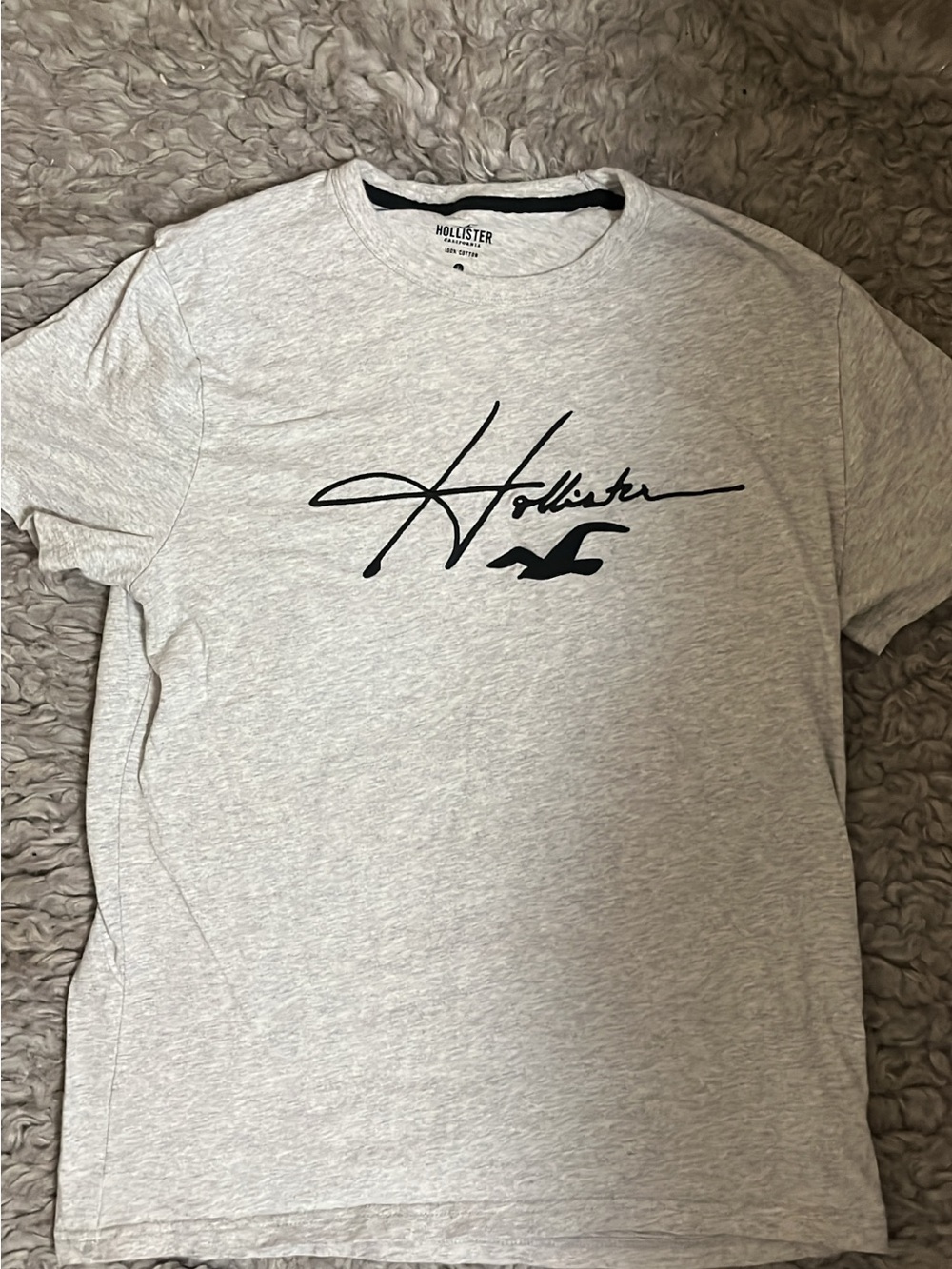 Hollister Men's Heather Gray Logo Short Sleeve Tee